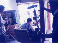 �h���}���^